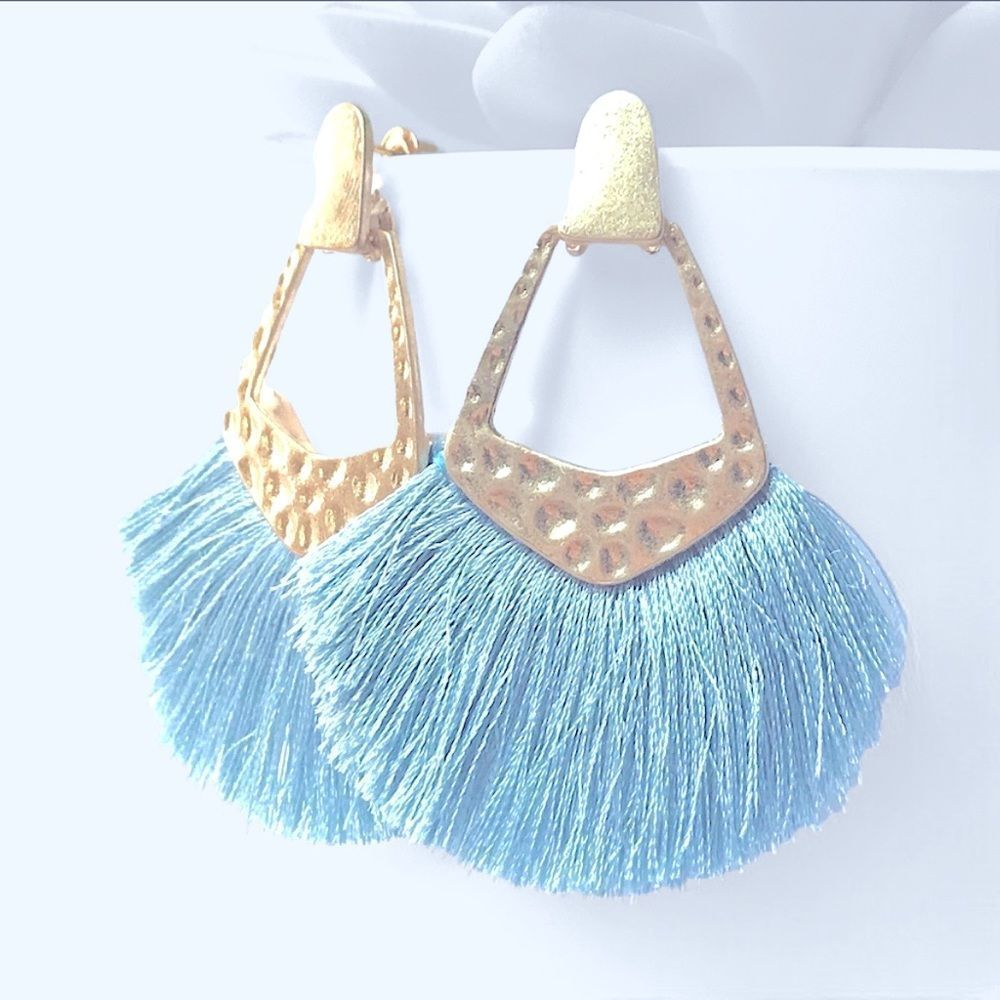 NEW Boho Hammered Stud Tassel Fan Drop Earrings - Picture 1 of 3
